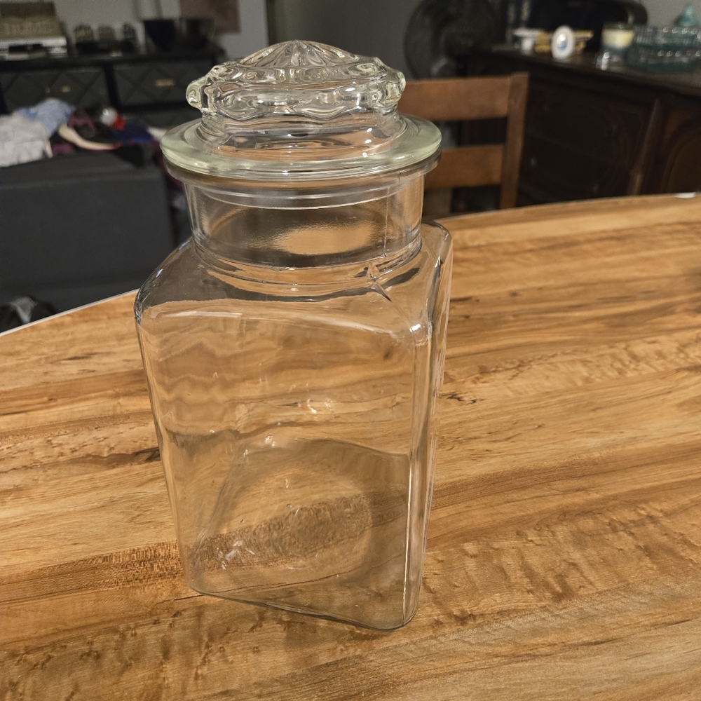 Clear Glass Storage Jar with Lid